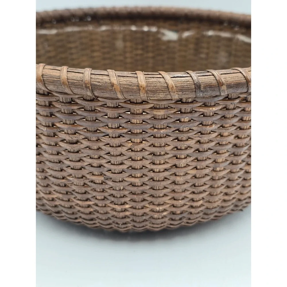 Nantucket Wicker Basket Home Decor Medium Brown Good Round Wood Handle Liner